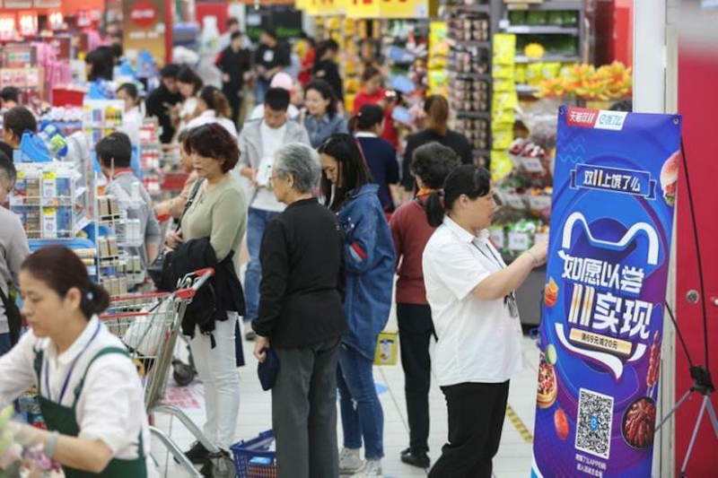 新零售，消費升級，肯德基創紀錄，成為本地生活行業首個單日銷售過億品牌
